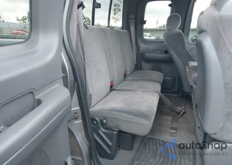 2002 Ford F-150 Xl/Xlt from USA, damaged, VIN 1FTRX07202KB82042